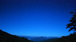 2015年8月27日・鳥越峠から望む岐阜・飛騨国の山並みと星景