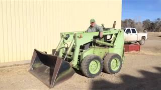 Owatonna Mustang 1700 Skidsteer