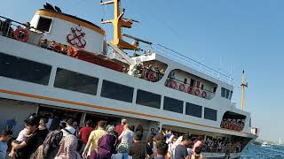 İstanbul'da Bayramda ücretsiz ulaşım izdihama sebep oldu. Eminönü