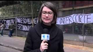 Estudantes secundaristas de SP ocupam sede do Centro Paula Souza