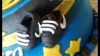 Scarpe da calcio in pasta di zucchero  - fondant soccer shoes - Cake Design