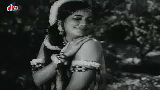 श्रावण आला गं - Shravan Aala Ga Old Song - Varhadi Aani Vajantri Movie Songs