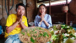 #กับข้าวเที่ยงวันนี้มีแต่เมนูอาหารไทยผัดกระเพราหมูสับ + ต้มจืดเต้าหู้หมูสับ