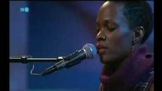 Renee Neufville  - Quiet/December (Live Burghausen 2005)