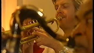 Jools Holland and the Playboys? perform 'Highwire' (2nd theme to Danger Man TV series) (2001)