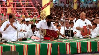 Guru Karaikudi Mani (Part 01) performing at Prasanthi Nilayam, Sathya Sai Baba Ashram