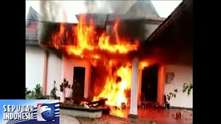 Demo Pilkada Ricuh, Massa Bakar Halaman Kantor Gubernur [Sindo Pagi] [20 des 2015]