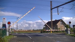 Spoorwegovergang Steenwerck (F) // Railroad crossing // Passage à niveau