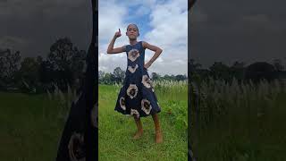 ଗାଁ ରୁ:Apna rup rang 😍 performed by Lipsha💃#dance #school #motivation #girls#boys#school #friends