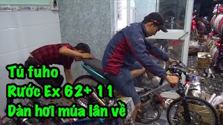 tú fuho dầm mưa rước cục nợ Ex 62 +11 dàn hơi múa lân về nhà | Tú Nguyễn Vlogs