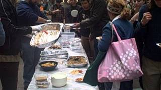 OWS 10 15 11 -Zucotti Kitchen- Lunch