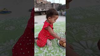 cute baby eating samosa 😋😋😋😋😋(⁠•⁠‿⁠•⁠)(⁠•⁠‿⁠•⁠)#shorts #shortsvideo #youtubeshorts