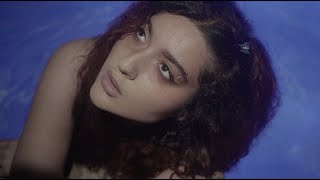 Nudes In The Pool - Dounia