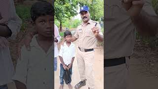 ఈ బాబు కష్టసుఖాలు వినండి🥲👮‍♂️🙏#youtubeshorts #shortsfeed #trending #viralvideo #explore #police