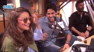 Sidharth Malhotra Mimics Alia Bhatt and Akshay Kumar at RadioCity 91.1 | Kapoor and Sons Interview