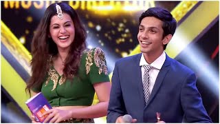 Taapsee Pannu & Anirudh Ravichander Making Hilarious Fun On Each Other