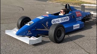 🏎️ Jak jezdí legendární formule brněnský okruh po letech? | Carbonia Cup. Brno. Kategorie D. 🏁