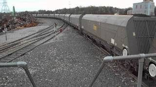 Propelling a train in the port