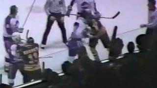 Nevin Markwart vs Paul MacLean Jan 19, 1986