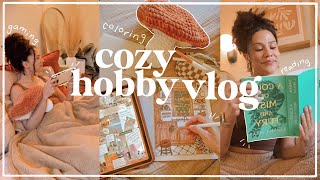 cozy hobby vlog 📚🤎// reading, self-care & activities!