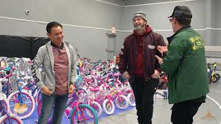 🎁 2022 Christmas Giveaway Time 🎁 Johnny Dang RAIDS WALMART FOR HUNDREDS OF BIKES & TOYS FOR HOUSTON