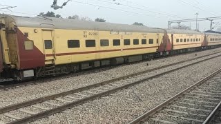 Arrival Of Nauchandi Express At Muzaffarnagar Station With WAG 9