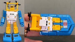 Hot to transform G1 Seaspray. Transformers generation one retro deluxe minibot troubleshooting video