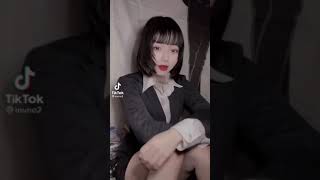 【TikTok】スーツ姿でパンチラしてしまった＃40