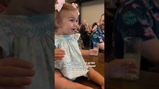 This little girl crawled up to dad on stage and audience loved it ❤️