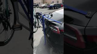 Tesla model 3 trunk mounted bike rack Thule