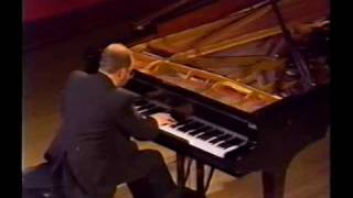 Emile Naoumoff plays Prelude Op. 23-4 in D major by Rachmaninoff