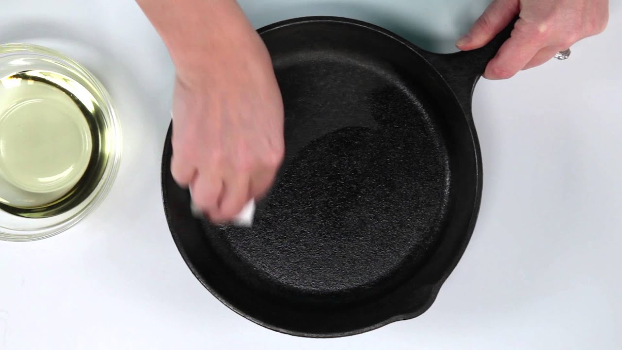 How To Season A Cast Iron Skillet - YouTube