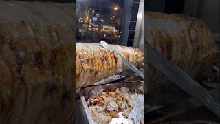 جربت الذ شاورما عل فحم بالعالم؟ 🤷‍♂️🔥 #شاورما #اكل  #الاردن #عمان #amman #jordan #shawarma