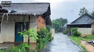 Rain in beautiful and peaceful villages in Indonesia||rural atmosphere of Indonesia