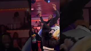 Quilly Millz Stage Dives Into Crowd At Crowfest 22