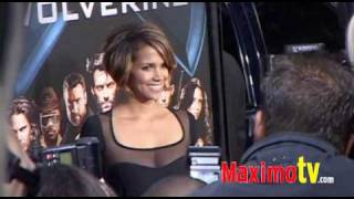 HALLE BERRY at X-MEN ORIGINS WOLVERINE Premiere