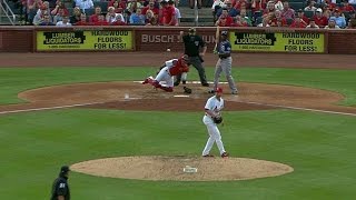 SD@STL: Yadi throws from his knees to nab Kemp