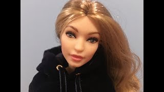 Gigi Hadid Tommy Hilfiger Model Barbie Doll Review and Unboxing