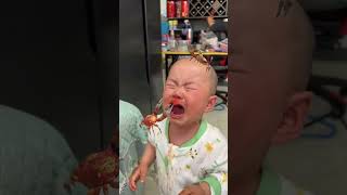 The baby thinks it’s real😅#foryou #fyp #funny #funnyvideos #baby .