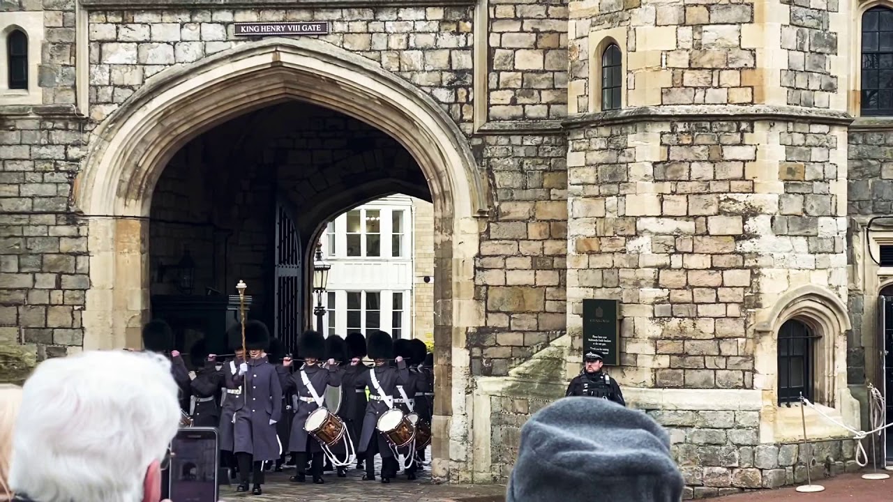 Changing Of The Guard At Windsor Castle - YouTube