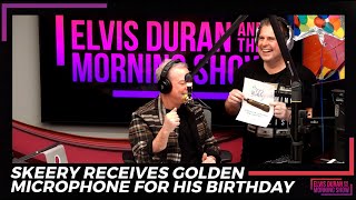 Skeery Receives Golden Microphone For His Birthday | Elvis Duran Exclusive