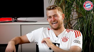 How Matthijs de Ligt deals with rude questions in an interview! | German lessons at FC Bayern
