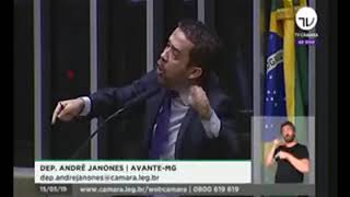 Dep. André Janones faz duras críticas ao ministro da Educação e fala sobre o governo Bolsonaro