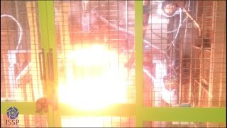 実験映像#01 「爆破実験　世界一強い磁場をつくる」/ 物性研