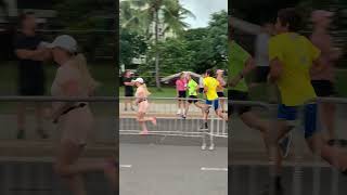 Kalakaua Merrie Mile 2022| fun one-mile race in Waikiki