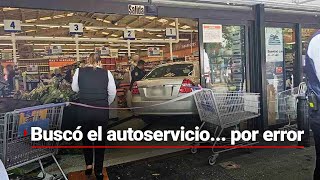 ABUELITA AL VOLANTE | Mujer de 91 años choca contra supermercado en CDMX