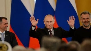 Vladimir Putin signs treaty to incorporate Crimea into Russia