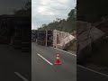 acidente em São Luiz do Purunã - Na BR 277 - Caminhão 🚚  Tombado