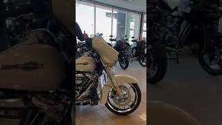 2022 Harley-Davidson FLHX - Street Glide | White Sand Pearl Walkaround