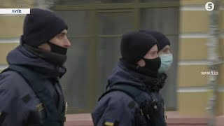 Рік від початку коронавірусного карантину в Україні: з чого все починалось